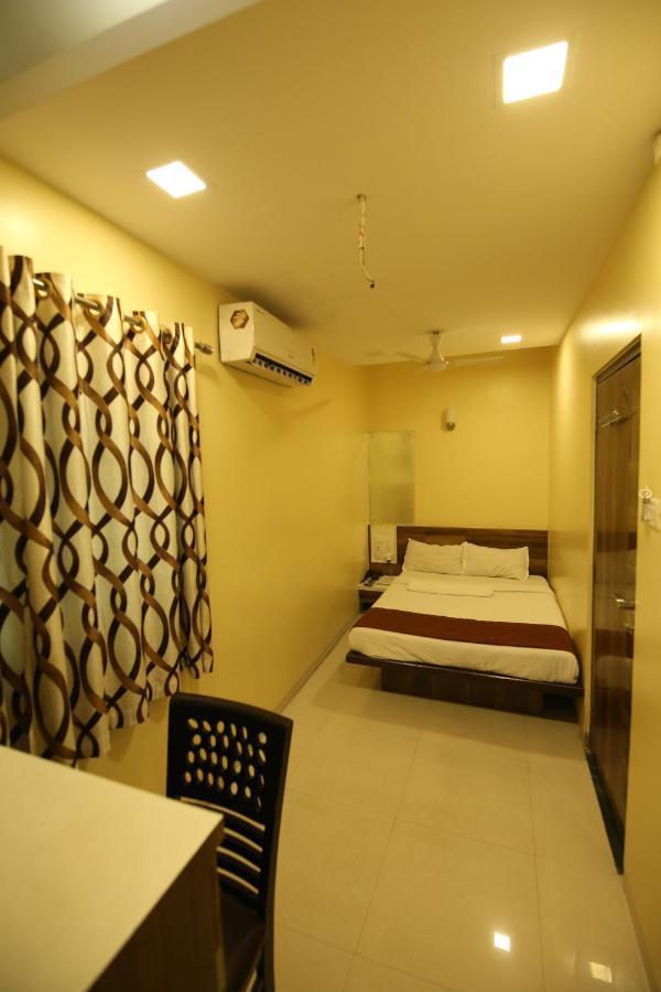 Super Collection O Airport Metro Andheri East Mumbai Exterior photo