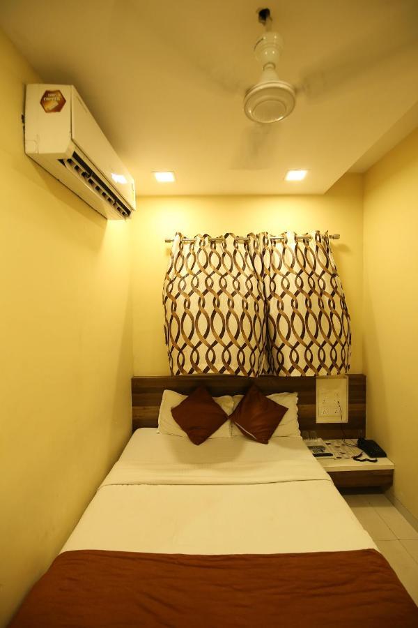 Super Collection O Airport Metro Andheri East Mumbai Exterior photo